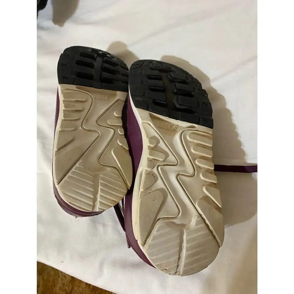 Nike Air Max Shoes 8